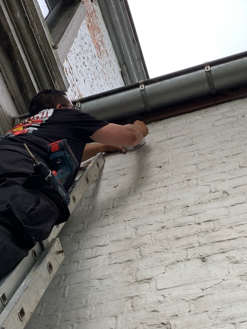 Installation d’une baie réseau mobile et de caméras IP