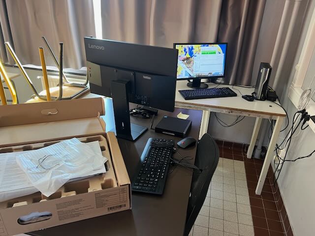 Renouvellement d'une partie du parc informatique de L'Athénée Royale de Dour